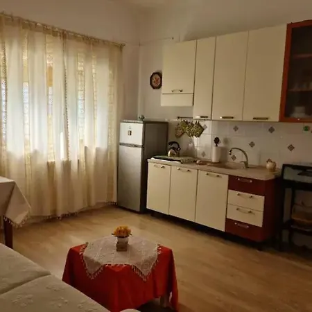 Lilium Apartment *