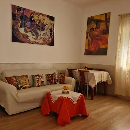 Lilium Apartment *